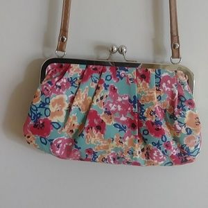 American Eagle kiss clasp floral flowers and bow crossbody bag purse